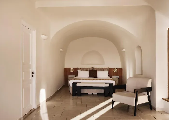 Отель San Antonio - Small Luxury Of The World (adults Only)